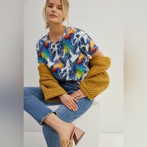 Farm Rio Anthropology Aves Graphic Tee Top Sz Small NWOT Tropical Floral Parrot